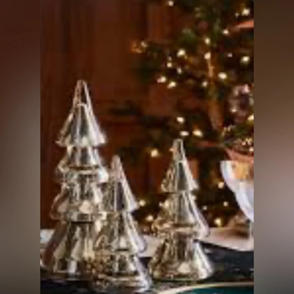 WEST ELM NWT s/4 mercury glass stacking Christmas tree -silver -medium